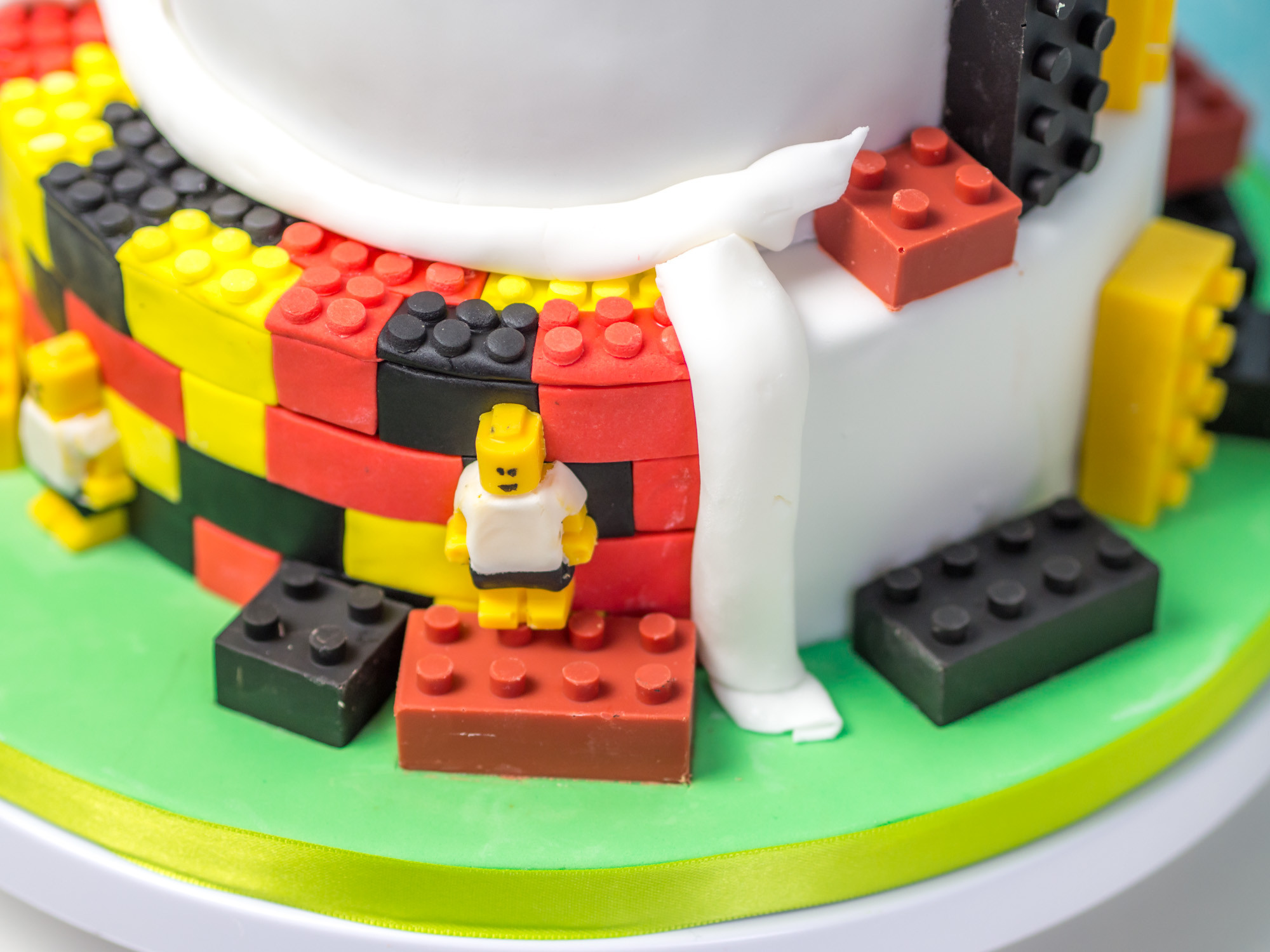 Lego Geburtstagstorte
 Lego Torte zur Fußball EM enkieker
