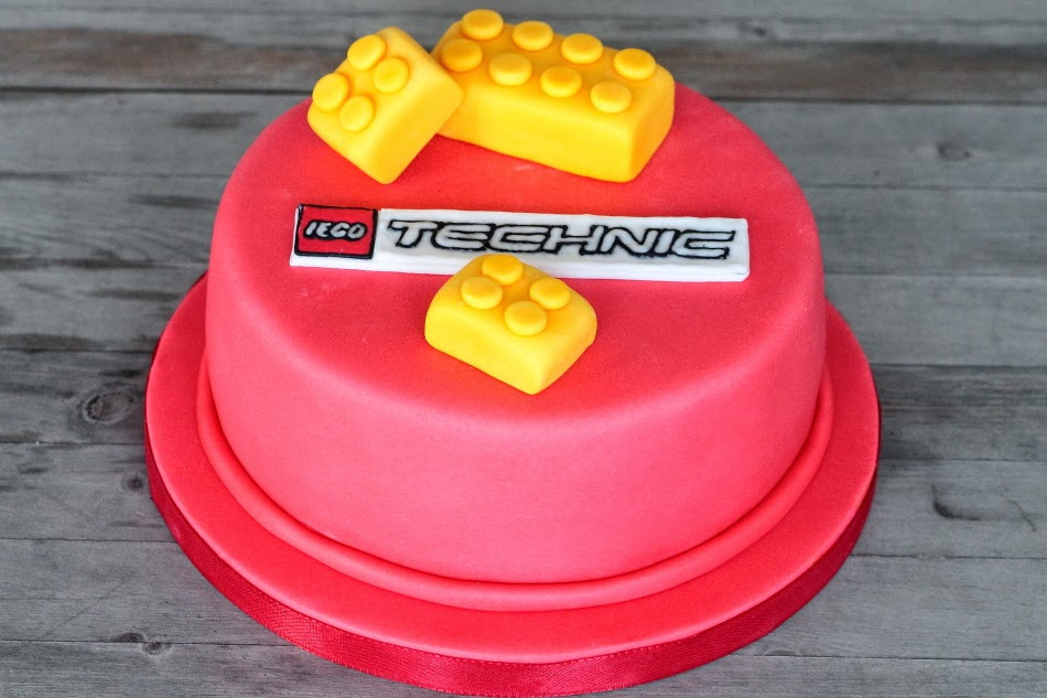 Lego Geburtstagstorte
 Lego Torte Tortenschlaraffenland