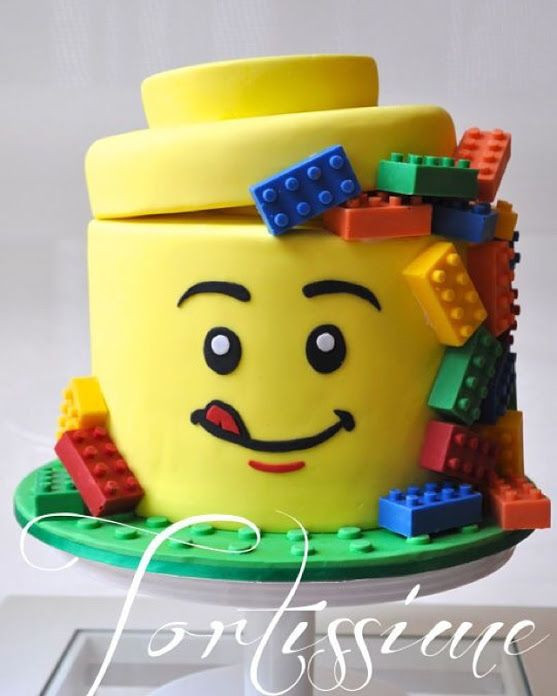 Lego Geburtstagstorte
 Die besten 25 Lego torte Ideen auf Pinterest