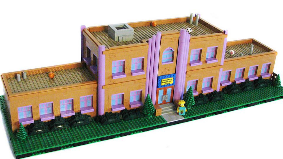 Lego Haus
 Vergesst das Lego Simpsons Haus hier ist Lego Springfield