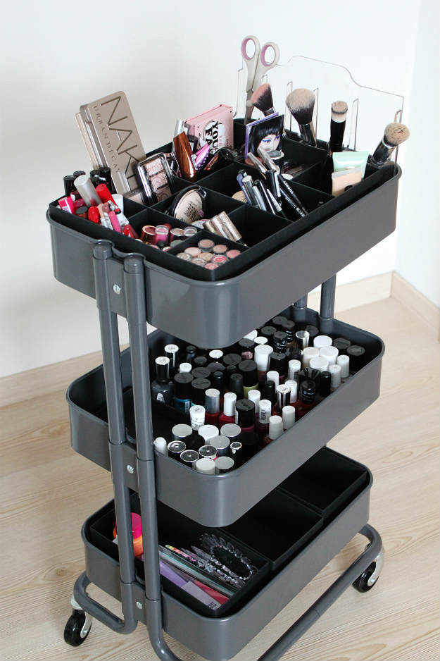 Make Up Organizer Diy
 13 DIY Makeup Organizers To Give Your Makeup A Proper Home