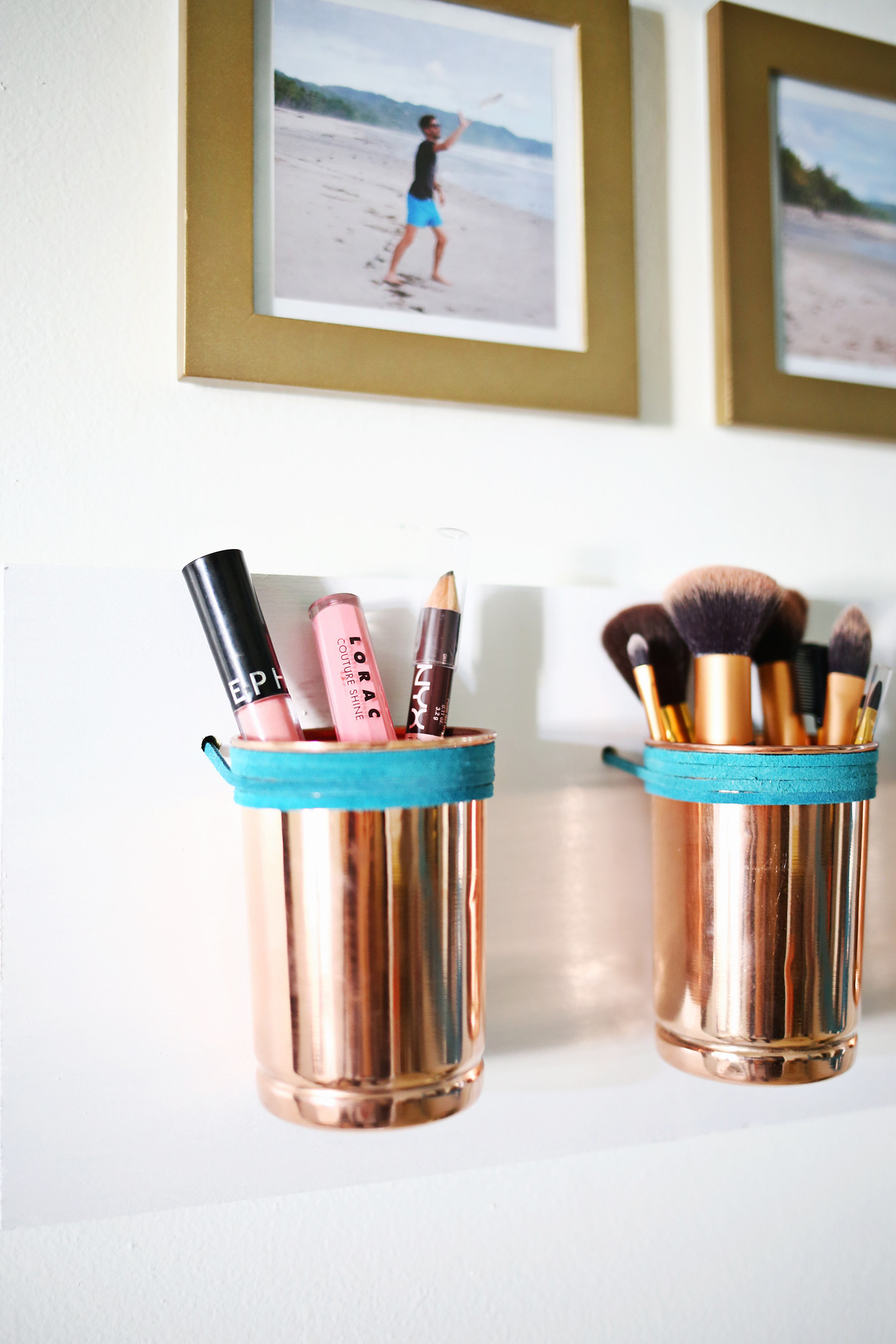 Make Up Organizer Diy
 These 22 DIY Makeup Storage Ideas Will Have Your Vanity