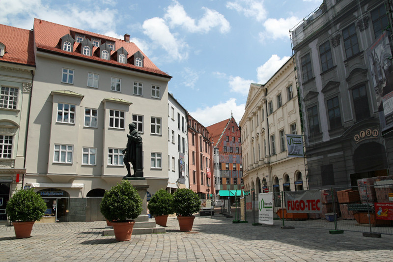 Maniküre Augsburg Innenstadt
 Augsburger Innenstadt Foto & Bild