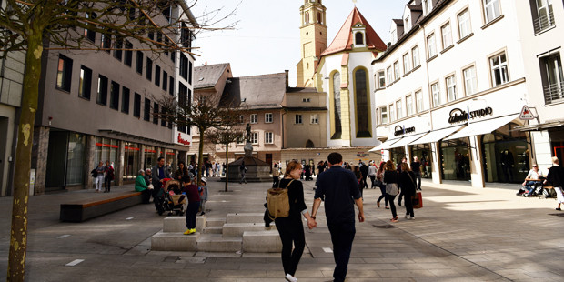 Maniküre Augsburg Innenstadt
 Stadt Augsburg Innenstadt Ihre Meinung ist gefragt