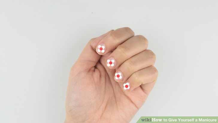 Maniküre Definition
 How to Give Yourself a Manicure with wikiHow