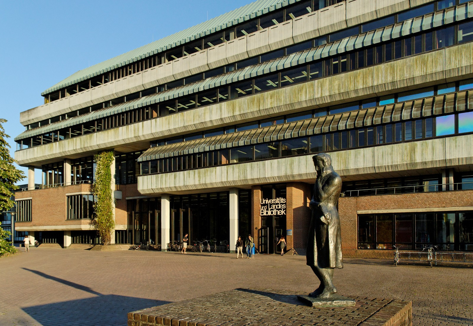 Maniküre Düsseldorf Bilk
 파일 Universitaets und Landesbibliothek Duesseldorf in