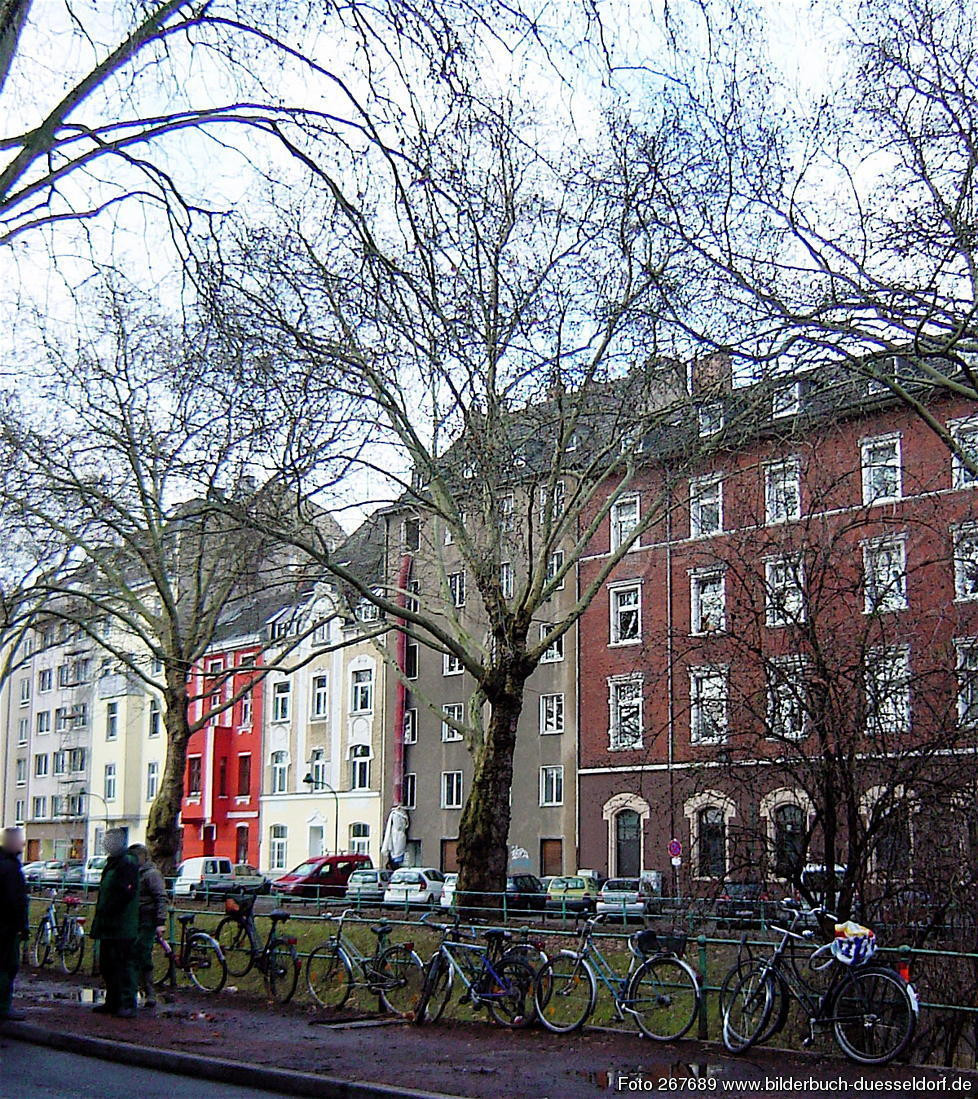 Maniküre Düsseldorf Bilk
 Bilderbuch Düsseldorf Karolingerstraße