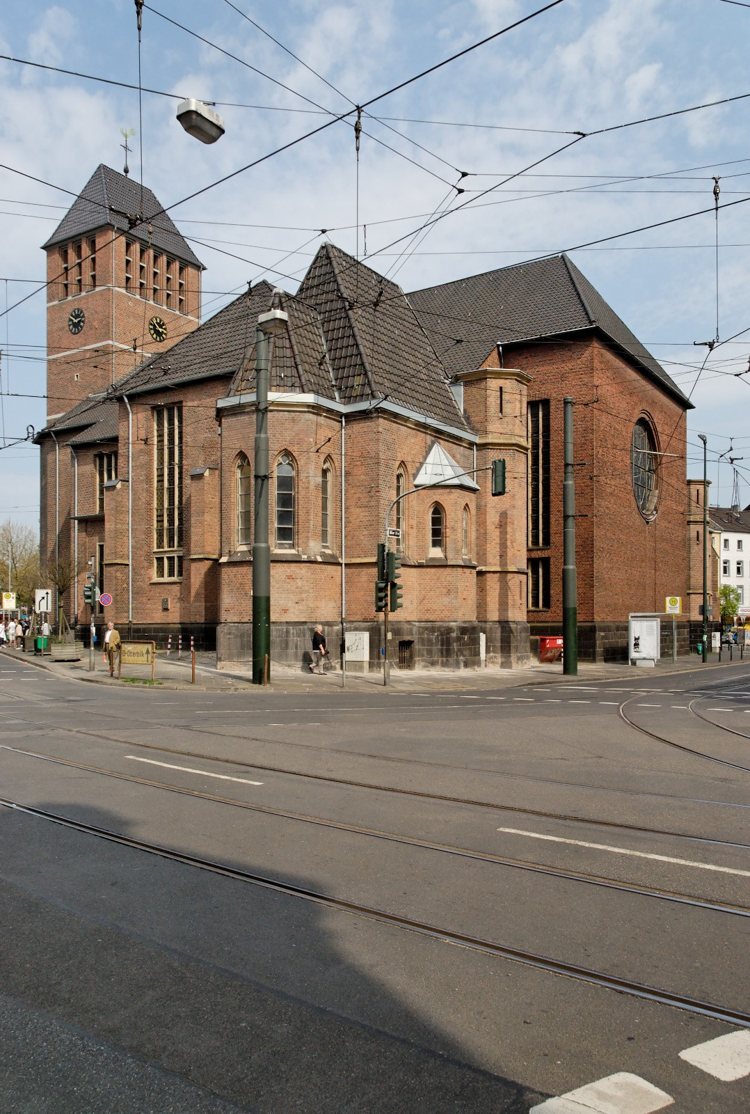 Maniküre Düsseldorf Bilk
 Martinskirche Düsseldorf Unterbilk –