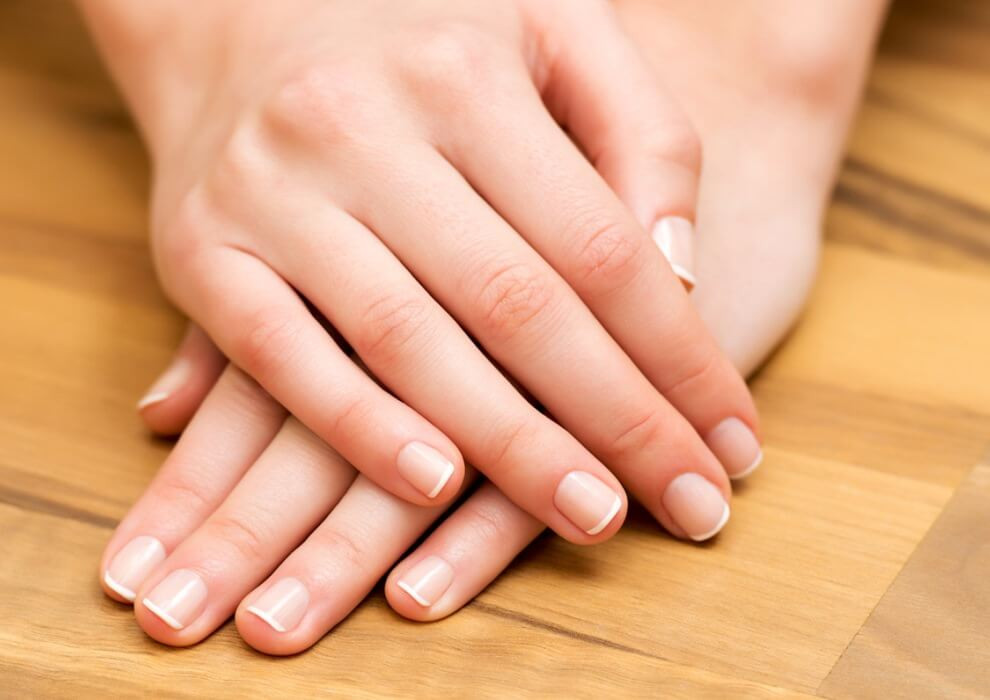 Maniküre Düsseldorf
 Maniküre Hand und Nagelpflege mit Paraffinbad in Düsseldorf