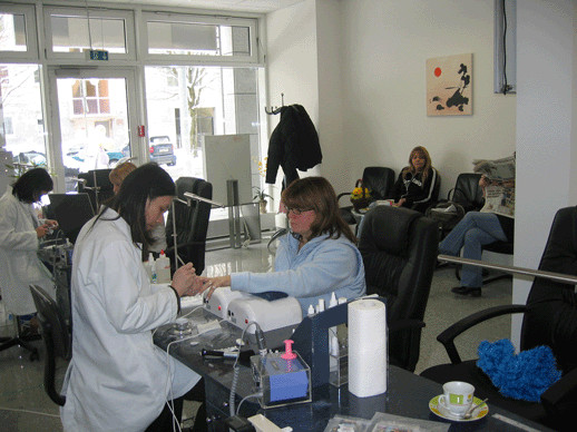 Maniküre Frankfurt
 BB Nails Nagelstudio und Nageldesign in Bad Homburg