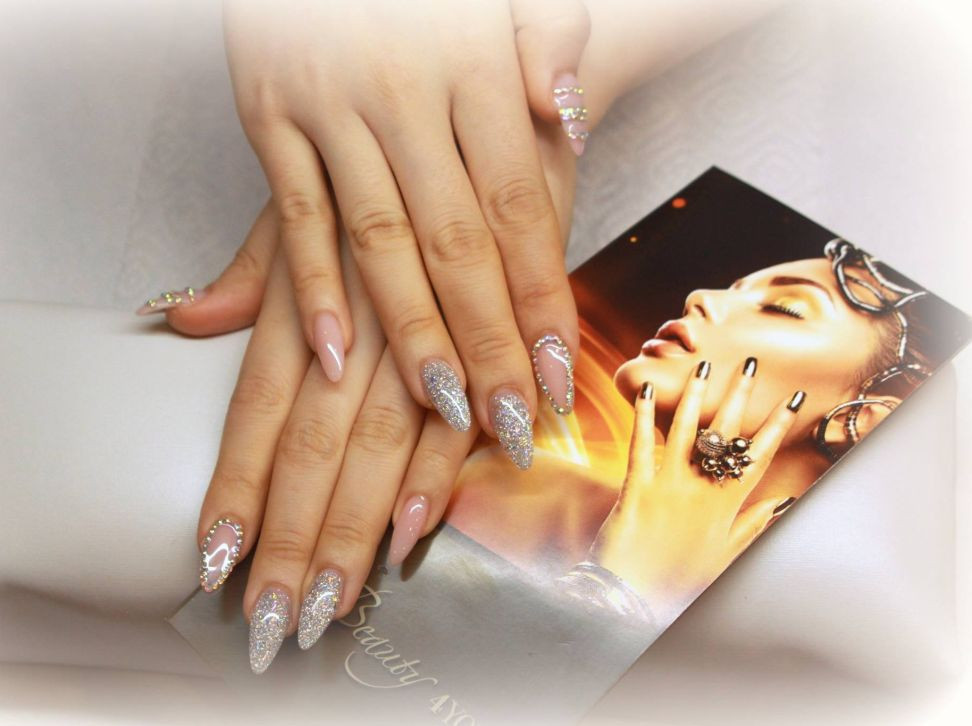 Maniküre Koblenz
 Nägel & Nageldesign