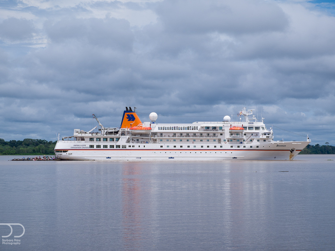 Maniküre Pediküre Bremen
 MS Bremen Kreuzfahrten mit der MS Bremen online buchen