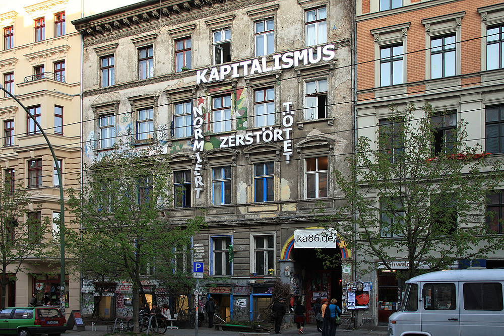 Maniküre Prenzlauer Berg
 Das Tuntenhaus im Berliner Ortsteil Prenzlauer Berg 2