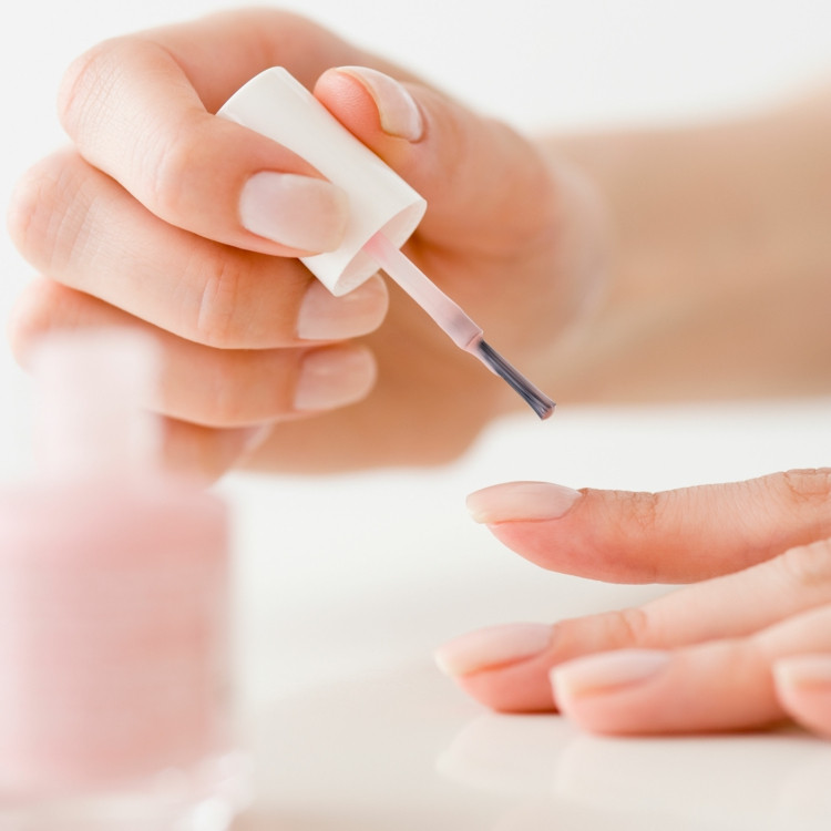 Maniküre Selber Machen Nagelhaut
 Wie Sie Ihre Maniküre selber machen können nützliche Tipps