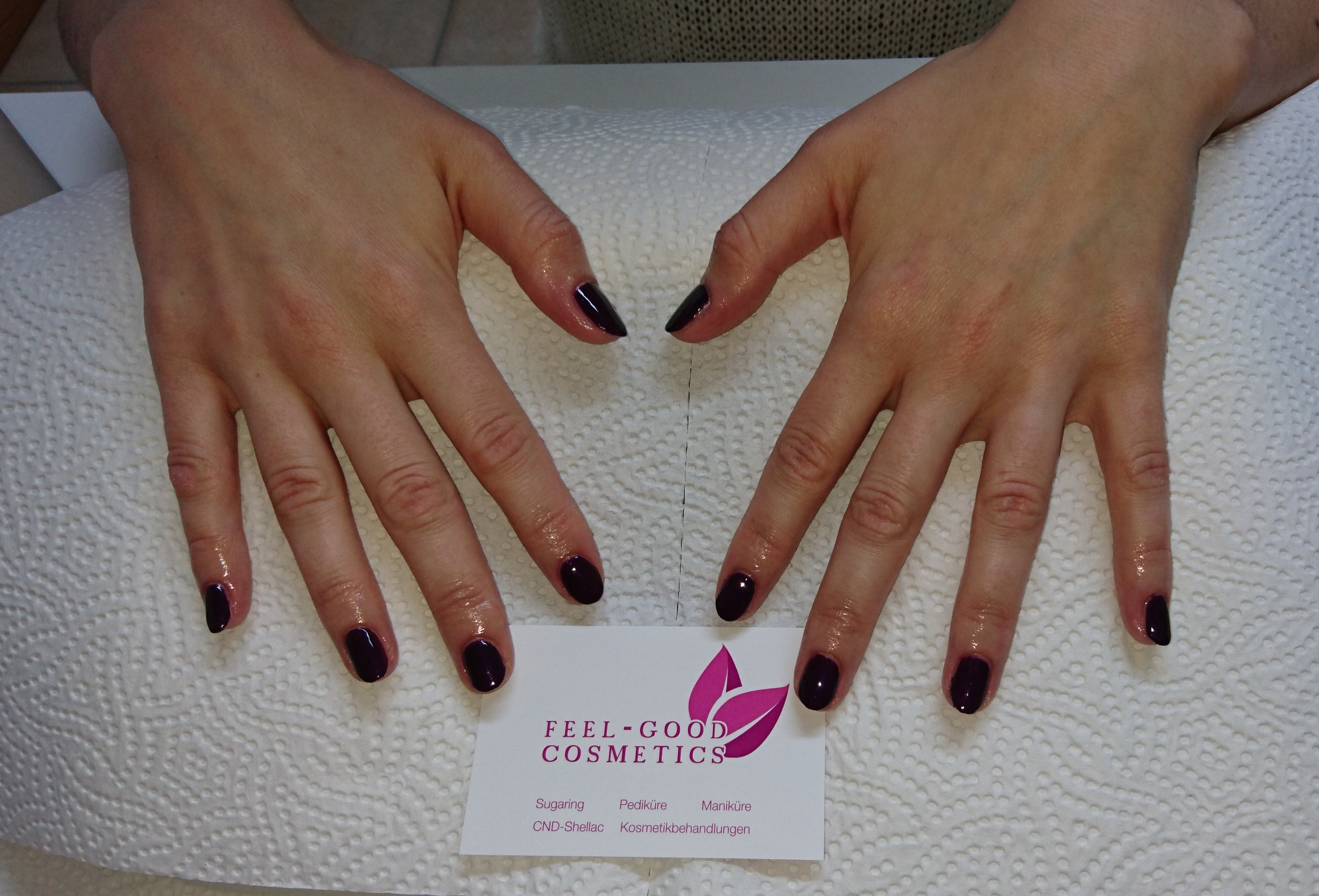 Maniküre Shellac
 CND Shellac Maniküre Plum Paisley • FEEL GOOD COSMETICS