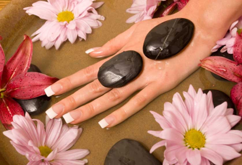 Maniküre Winterhude
 HAUTBLICK Kosmetik Massage Nageldesign Enthaarung