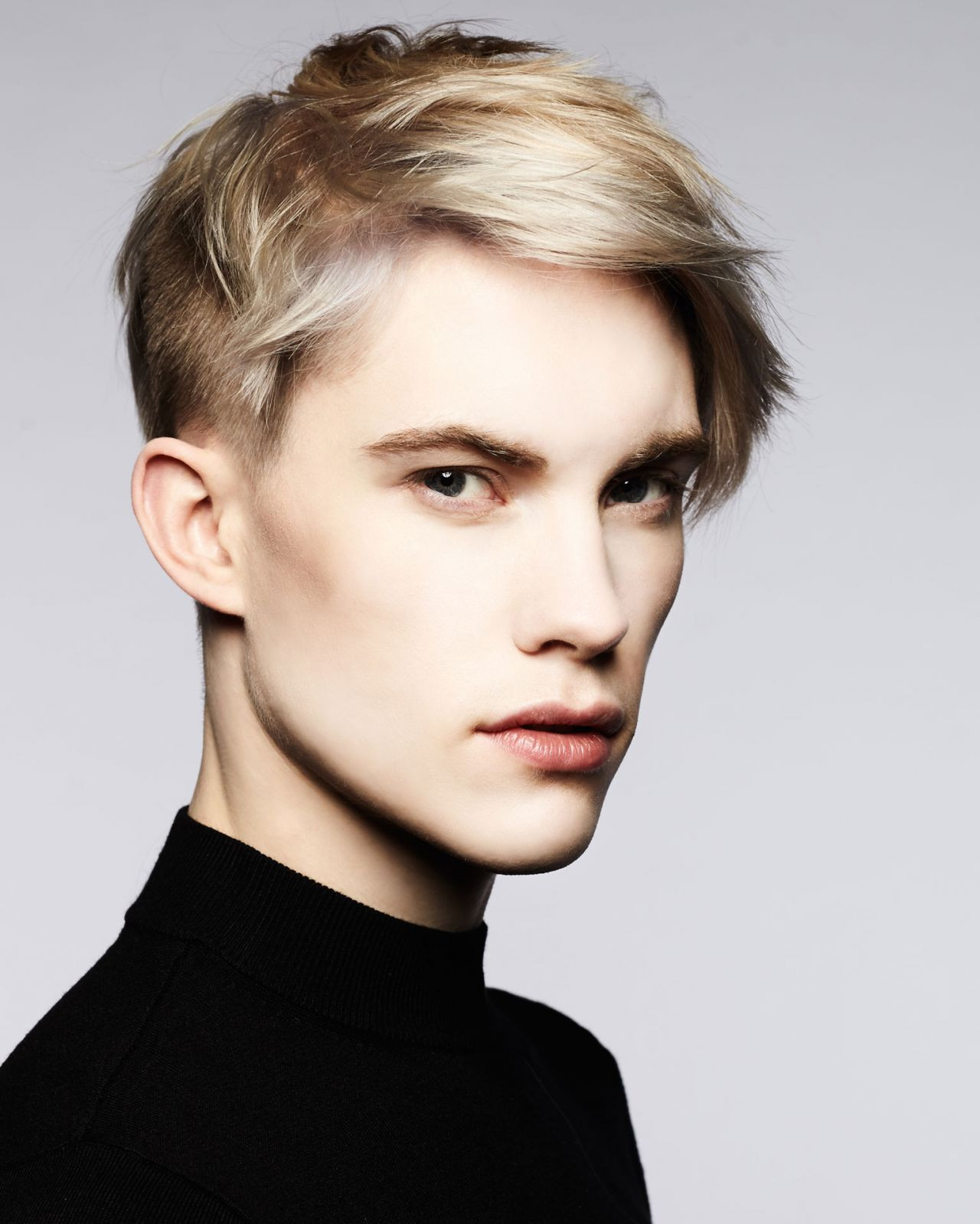 Männer Frisuren Blond
 Blonde Frisuren Männer