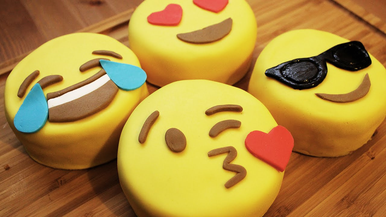 Mini Geburtstagskuchen
 Wie macht man EMOJI Mini Kuchen