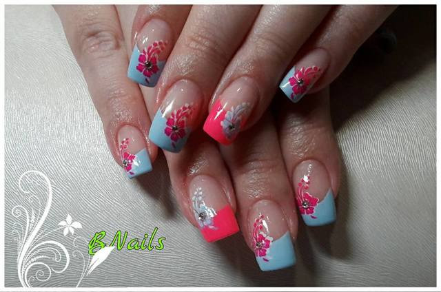 Mobile Nageldesign
 BNais Nagelstudio Schongau