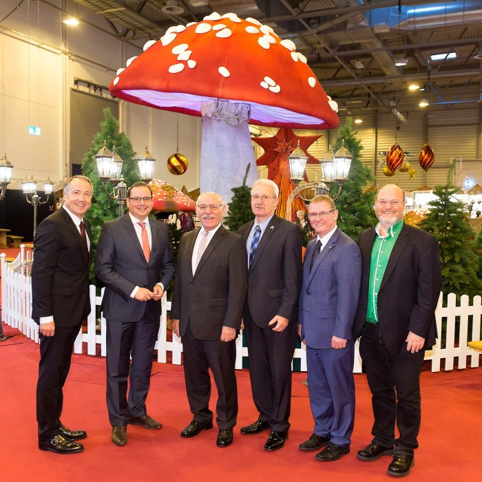 Mode Heim Und Handwerk Essen
 "Mode Heim Handwerk" 2017 eröffnet essen