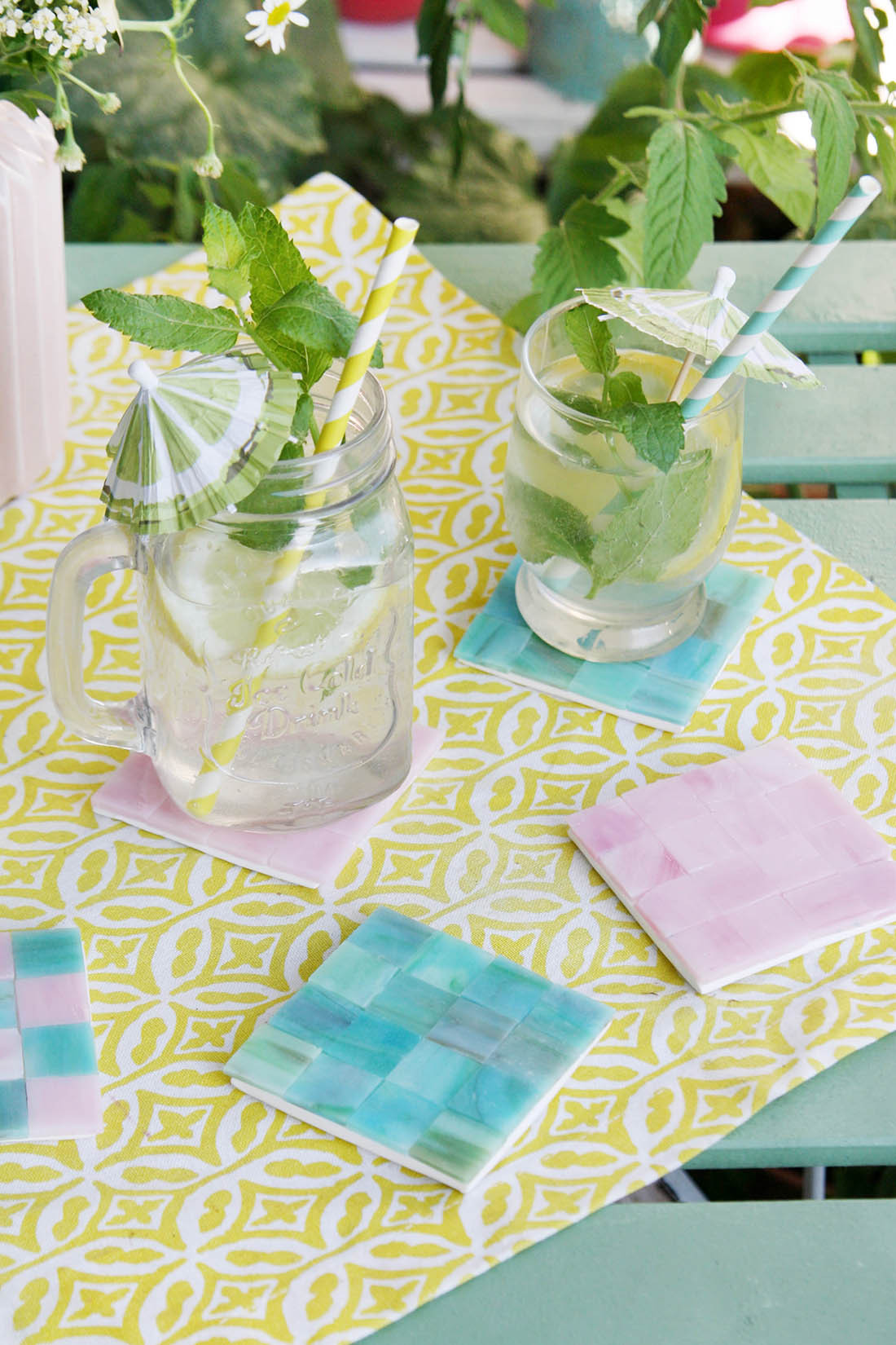 Mosaik Diy
 DIY Challenge Glas & Beton DIY Mosaik Untersetzer