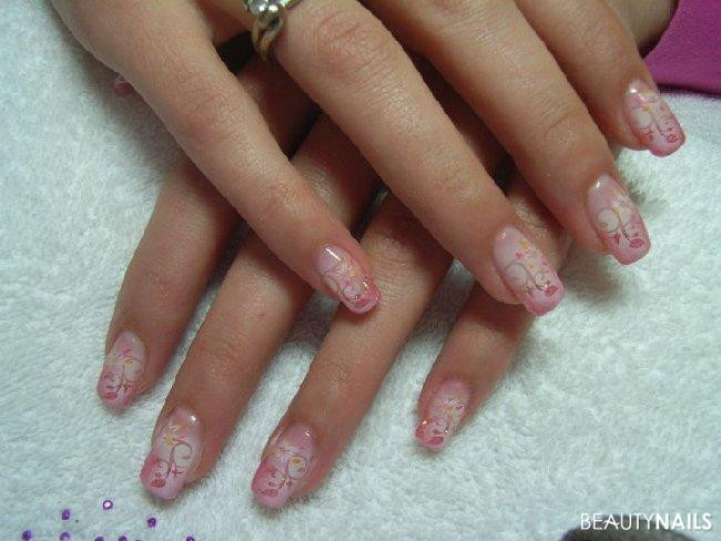 Nageldesign 2019 Trends French
 Sommernägel Nageldesign 2019 100 Bilder mit Sommer