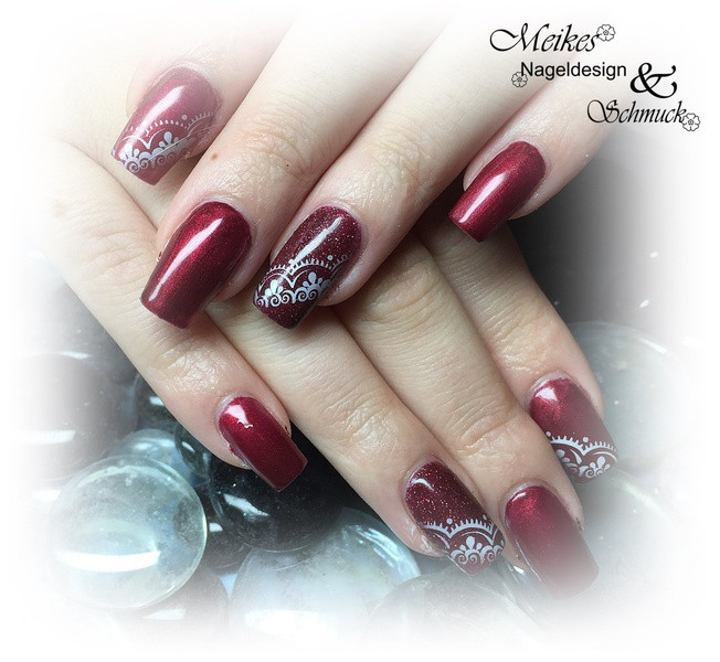 Nageldesign Aktuell
 Meikes Nageldesign und Schmuck Startseite