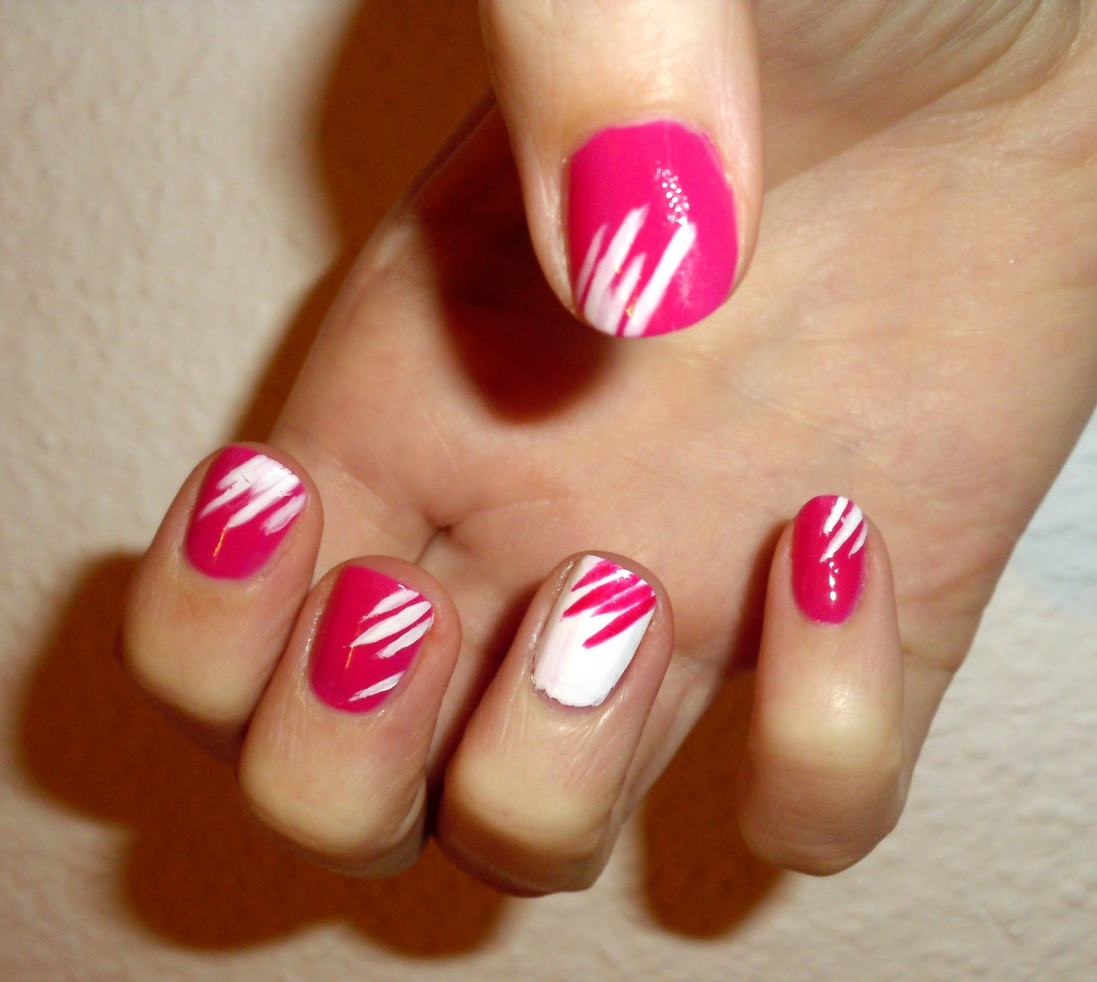 Nageldesign Auffällig
 Lindchens World [Nageldesign] Pink Flash