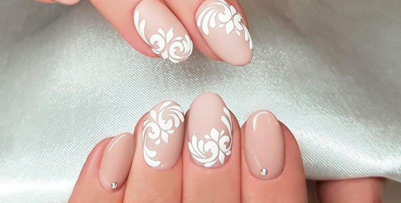 Nageldesign Ausbildung Online
 Nail Art für Einsteiger – Crystal Nails Austria