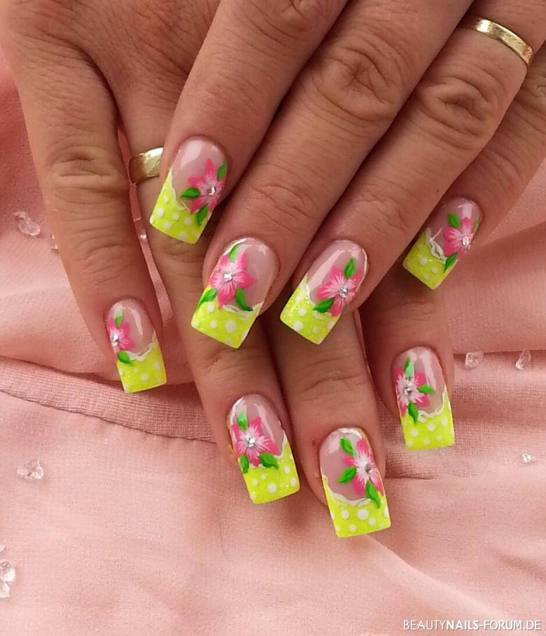 Nageldesign Bilder Sommer 2019
 Sommernägel Nageldesign 2019 100 Bilder mit Sommer