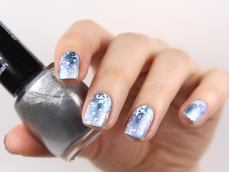 Nageldesign Blau Silber
 nails reloaded nailsreloaded challenge Nageldesign Winter