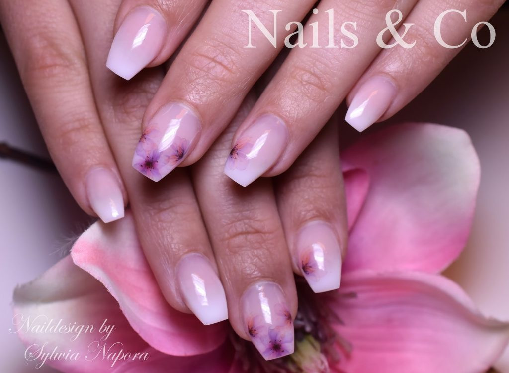 Nageldesign Blog
 Nail Art & Co – Der Blog für Nageldesign