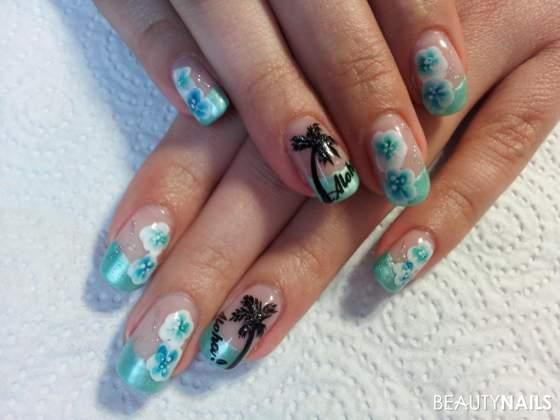 Nageldesign Blüten
 Summer Feeling Alohaaa Nageldesign