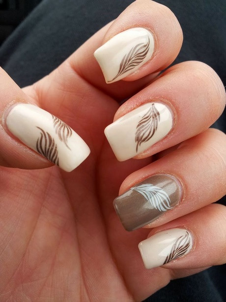 Nageldesign Braun Beige
 Gelnägel ideen herbst