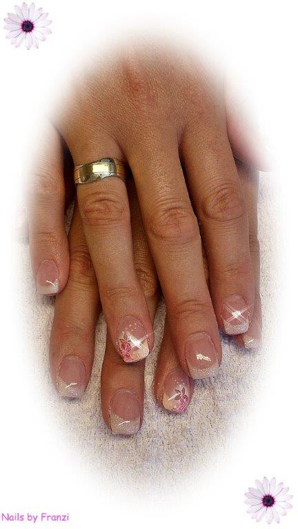 Nageldesign Chemnitz
 French Nageldesign