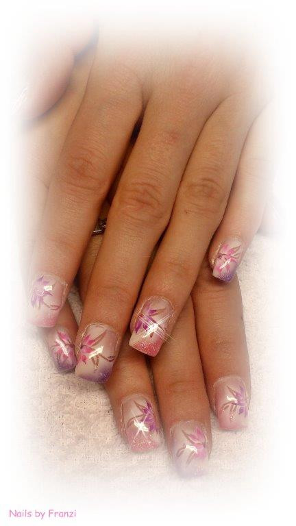 Nageldesign Chemnitz
 French Nageldesign