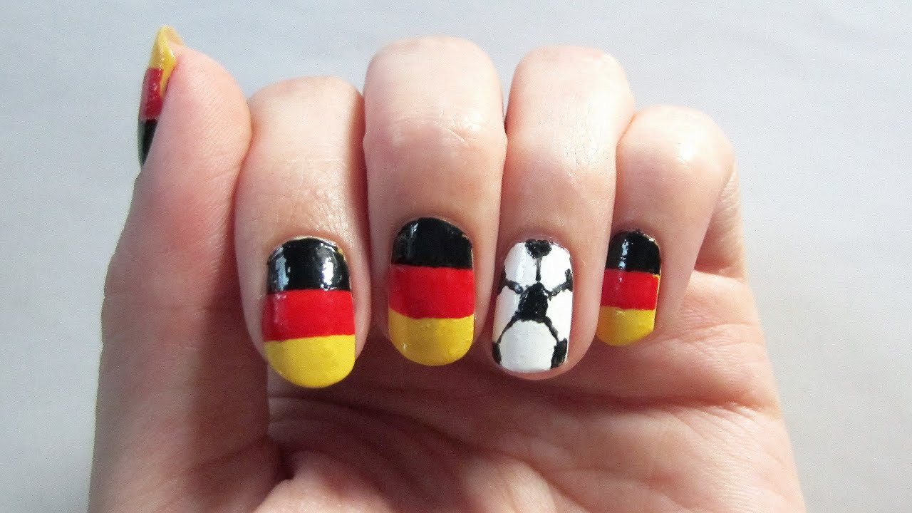 Nageldesign Deutschland
 Fußball Nageldesign Deutschland Flagge