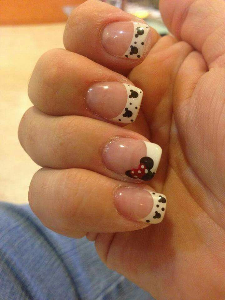 Nageldesign Disney
 Pin auf Fingernägel