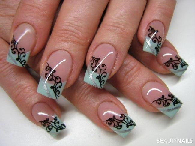 Nageldesign Edel
 Mint einfach edel mit Stamping Gelnägel