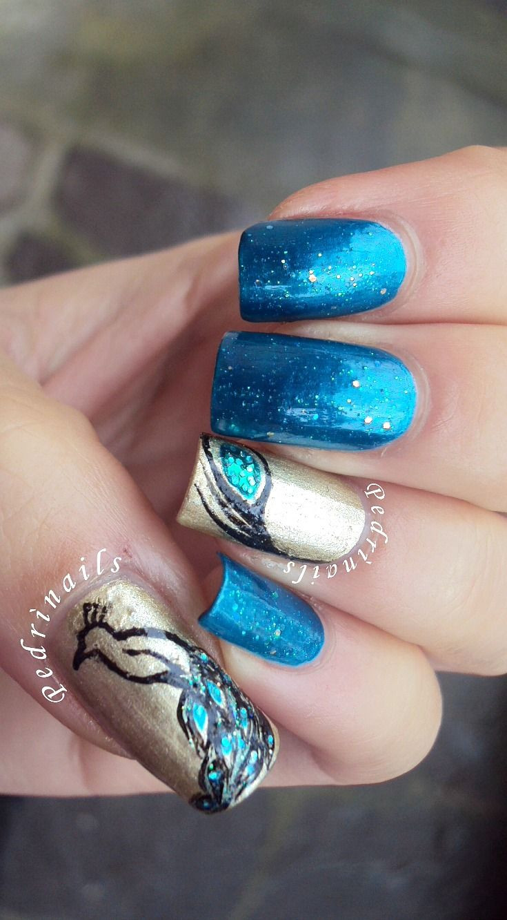 Nageldesign Feder
 Die besten 25 Pfau Nail Art Ideen auf Pinterest