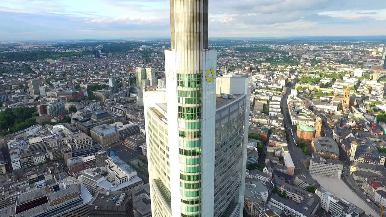 Nageldesign Frankfurt Am Main
 merzbank Tower in Frankfurt am Main