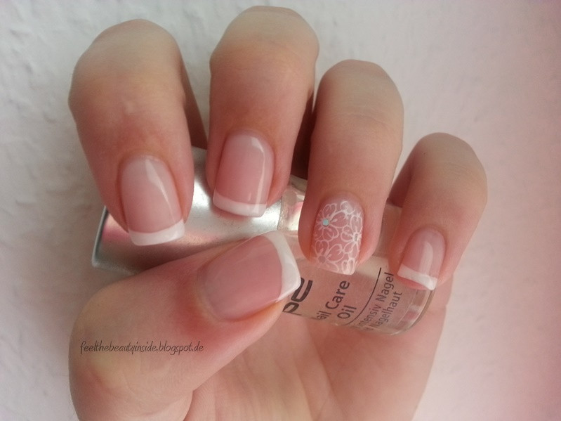 Nageldesign French
 Nageldesign French Mit Muster