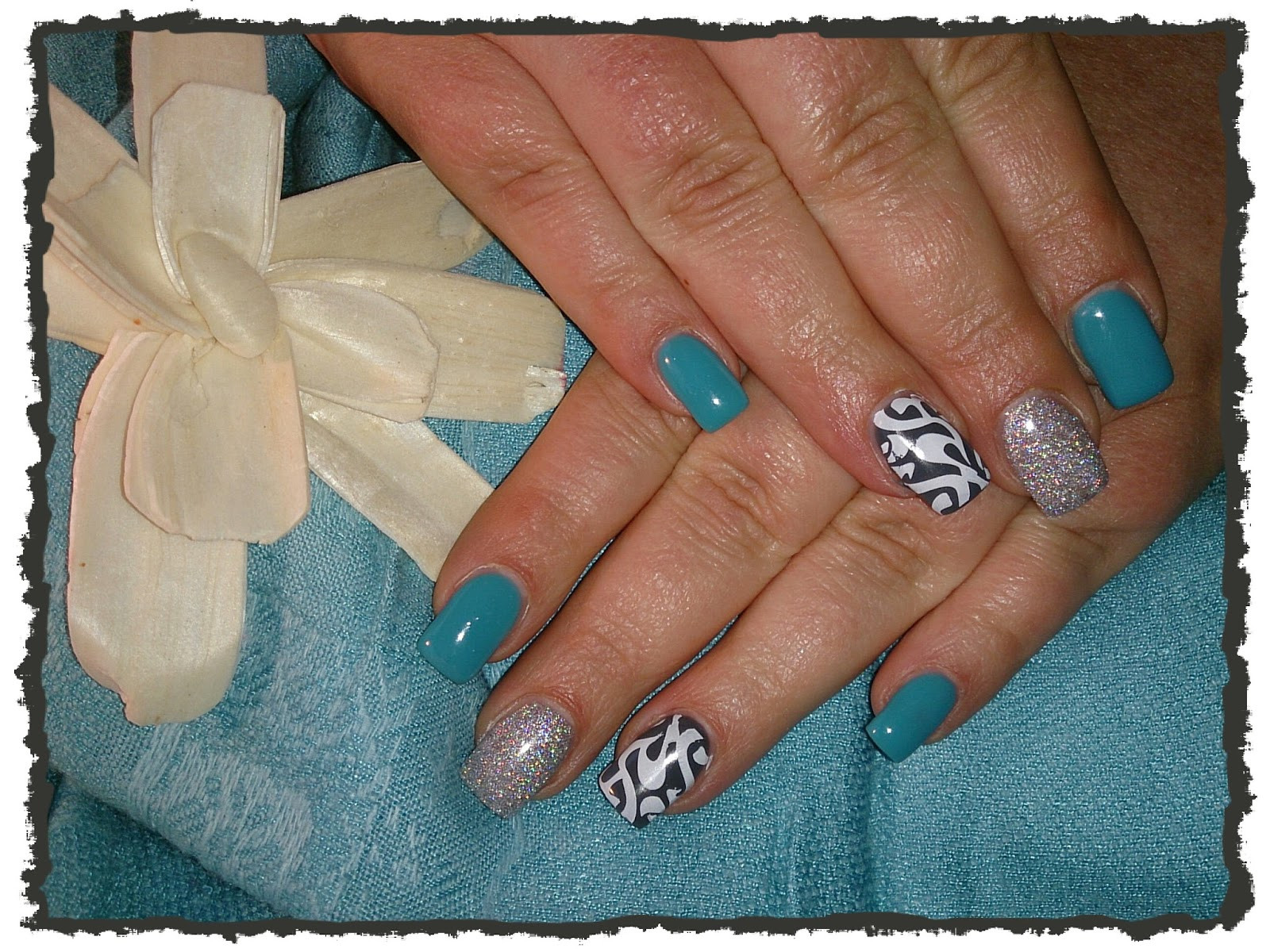 Nageldesign Frühling Fullcover
 Nageldesign Fullcover Glitzer