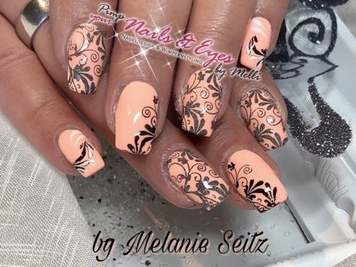 Nageldesign Gelnägel
 Nageldesign•Gelnägel•Nails•Nagelstudio•Nagelmodellage in