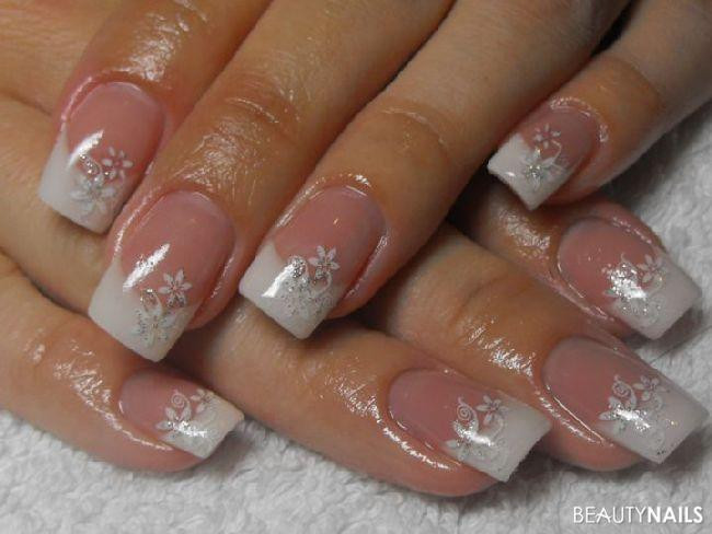 Nageldesign Gelnägel
 Schlichtes Nageldesign Gelnägel