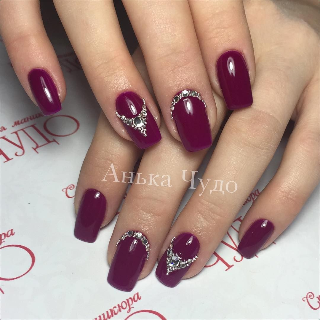 Nageldesign Ideen
 Nagellack Bordeaux rot Nageldesign Ideen