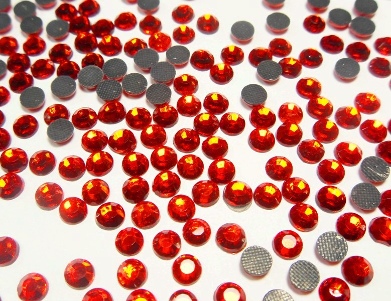 Nageldesign Kurs Kosten
 HOTFIX STRASSSTEINE ROT FEUERROT 6mm GLAS STRASS AAA