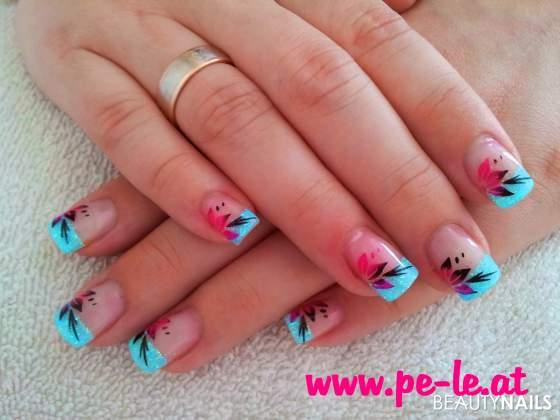 Nageldesign Make Up
 summertime Nageldesign