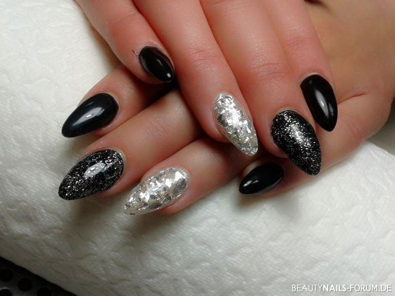 Nageldesign Mit Glitzer
 Schwarze Nageldesign Bilder Ideen 2016