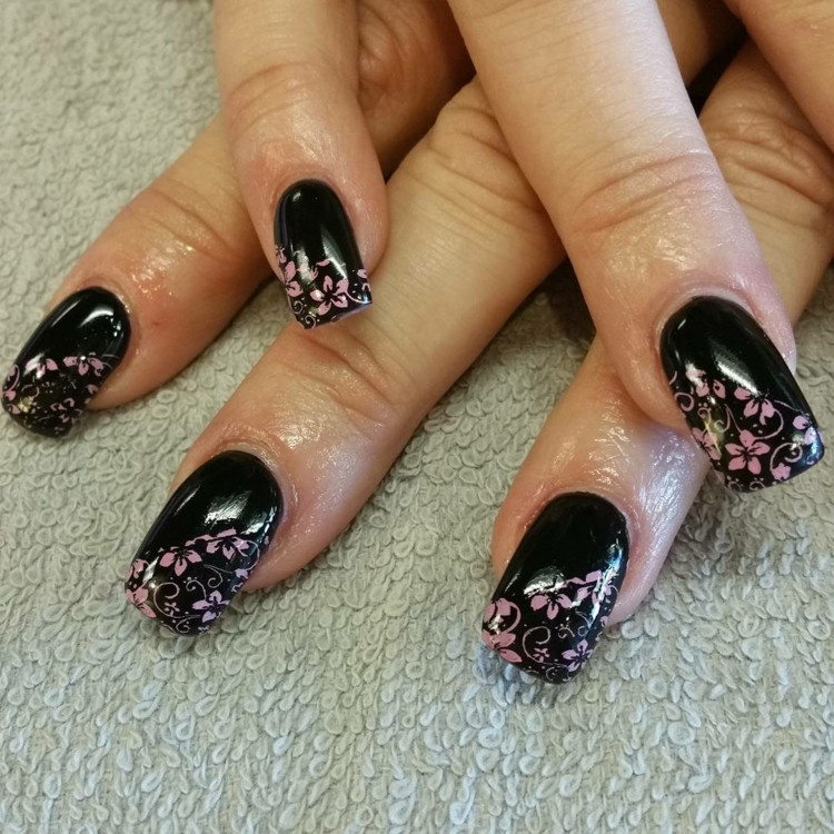 Nageldesign Mit Schwarz
 Nageldesign in Schwarz 13 Ideen und Bilder für